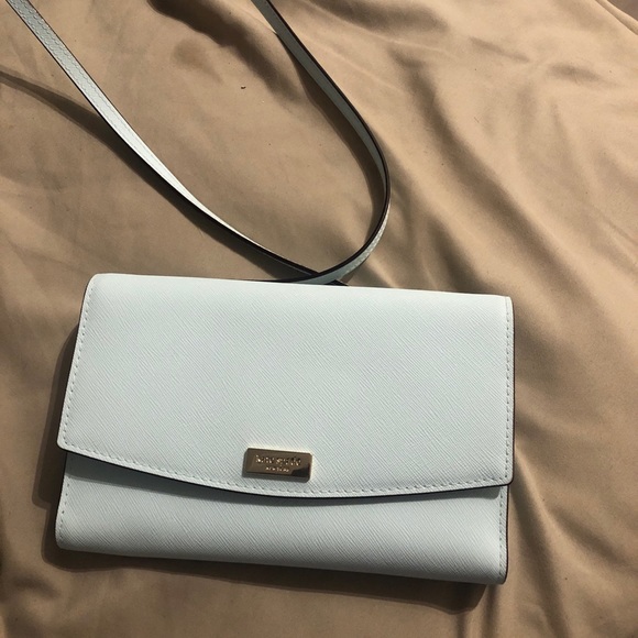 COPY - Kate Spade Cross Body Bag - Picture 1 of 4
